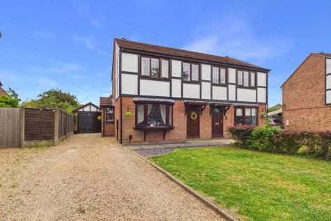 21 Chedworth Close, Lincoln, LN2 4SN