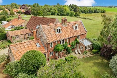 Fully Restored Grade II Listed Home in Kettlestone