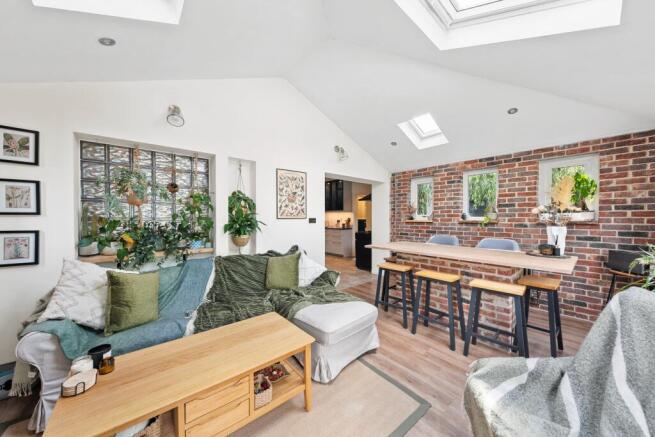 3 bed Detached for sale Image 11