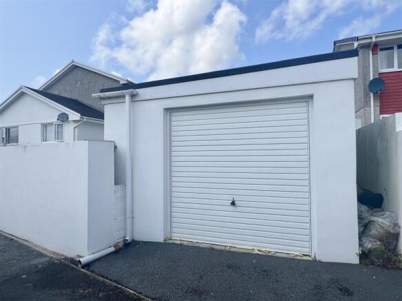 Additional Garage