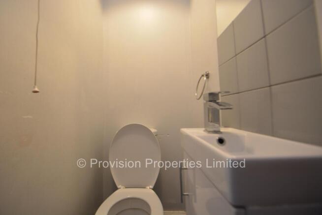 6 bed Terraced to rent Image 4