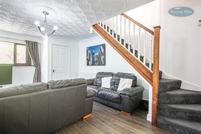 4 bed Semi-Detached for sale Image 6