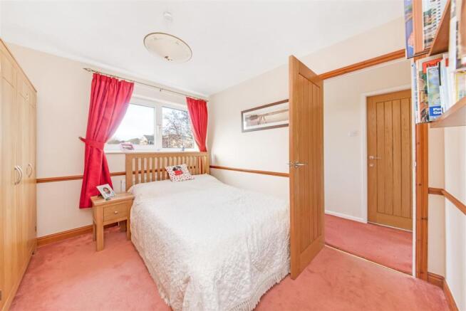 BED 1.jpg