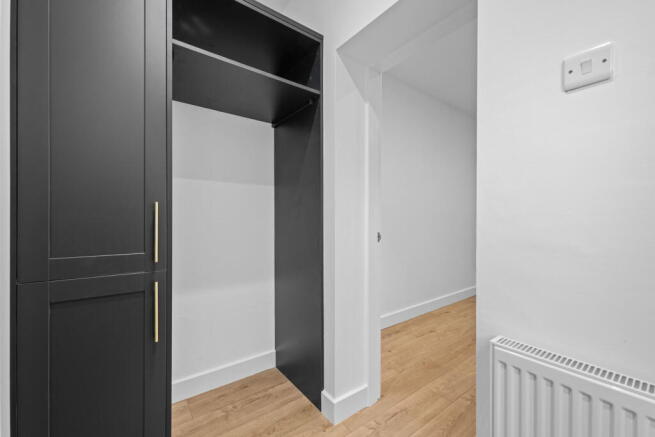3 bed Terraced for sale Image 4