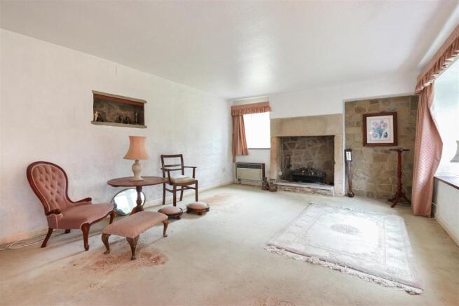 Living Room.jpg