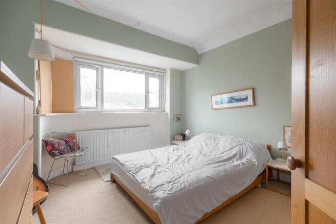 3 bed Detached for sale Image 11
