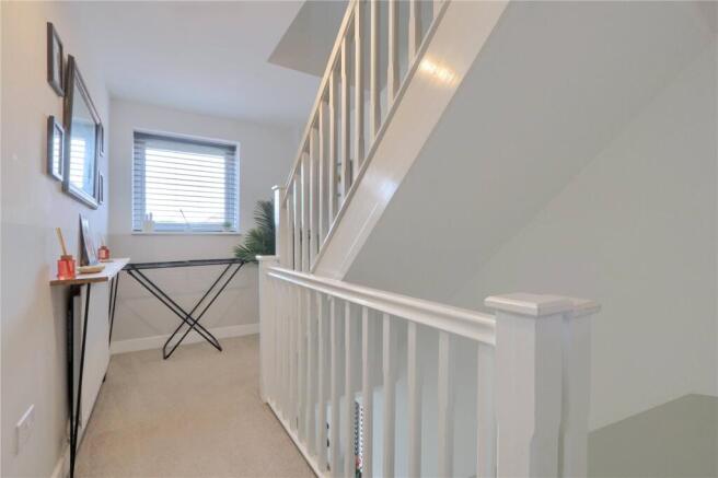 3 bed Semi-Detached for sale Image 12