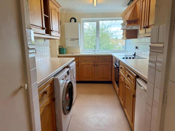 Kitchen_.jpg