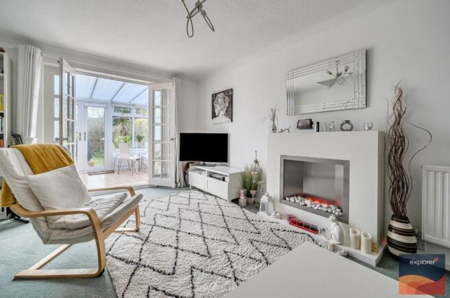 Gillies Drive, Basingstoke, RG24 photo 4