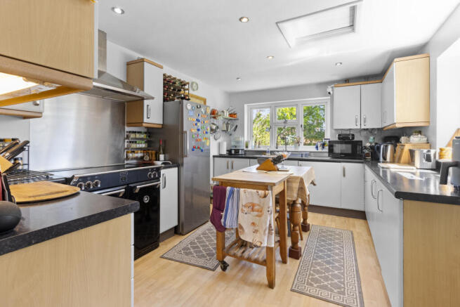 Shelley Villas, High Street, Maresfield, East Sussex, TN22 photo 4