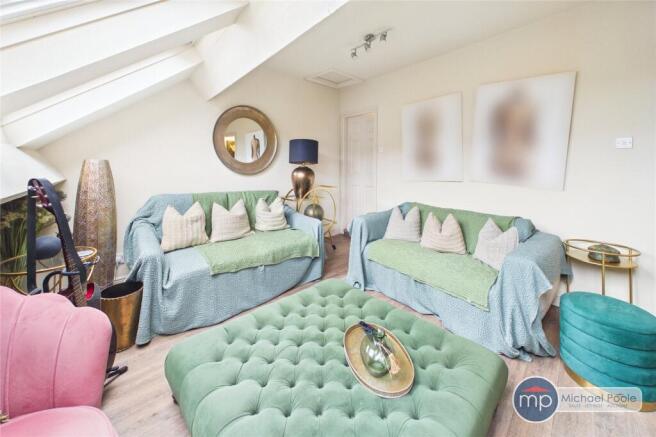 2 bed House for sale Image 4