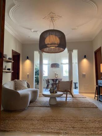 Elegant, light-filled home with terrace in vibrant Son Espanyolet