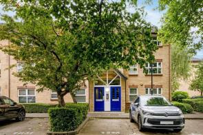 23, Monmouth Close, Chiswick W4 5DQ