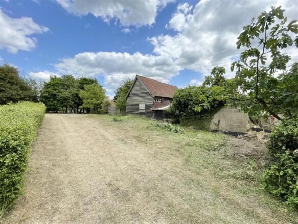 Rear land and barn