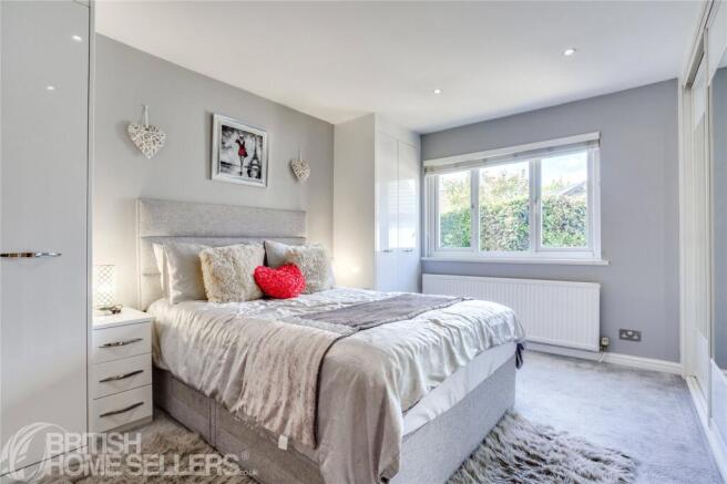 3 bed Bungalow for sale Image 10