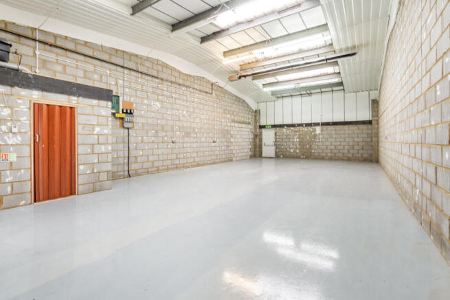 Gallery Image #7 for A659 - Swan Industrial Estate - 892