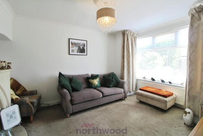4 bed Semi-Detached for sale Image 11