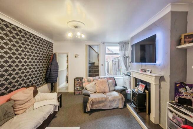 3 bed Terraced for sale Image 6