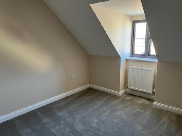 Bedroom 4.jpg