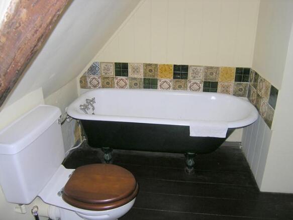 En-suite bathroom