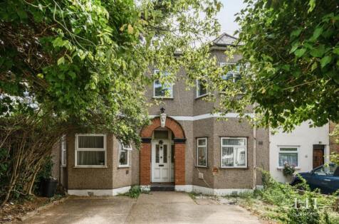 Broomhill Road, Ilford