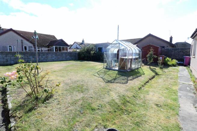 rear garden.JPG