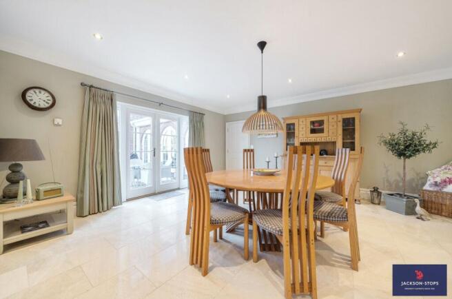 Breakfast Room