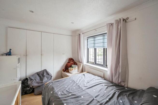 2 bed Semi-Detached for sale Image 8
