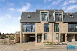 1, Minotaur Drive, Underhill, Barnet EN5 2FS