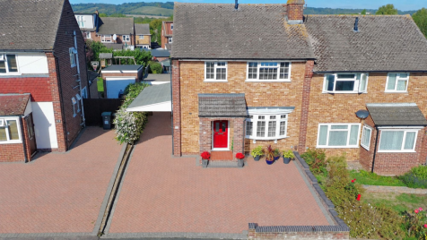 Taylor Road, Snodland, ME6
