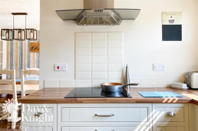 Modern tiling