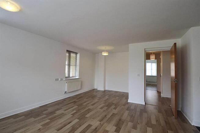 Living Room2.jpeg