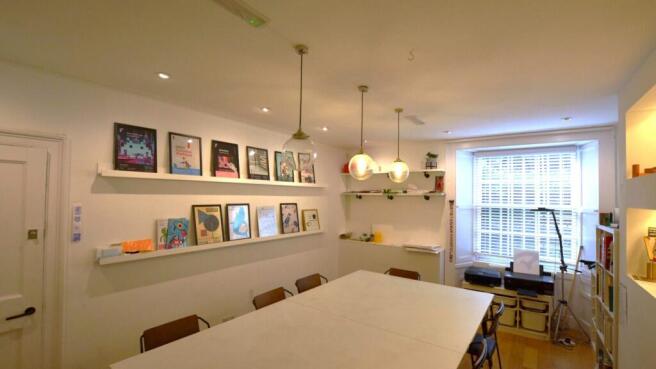 Allied-Surveyors-Scotland-36 Henderson Row-shop-06