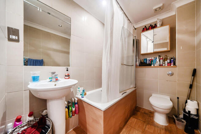 1417569-4-699f33b...