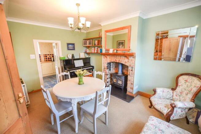 Dining Room.JPG