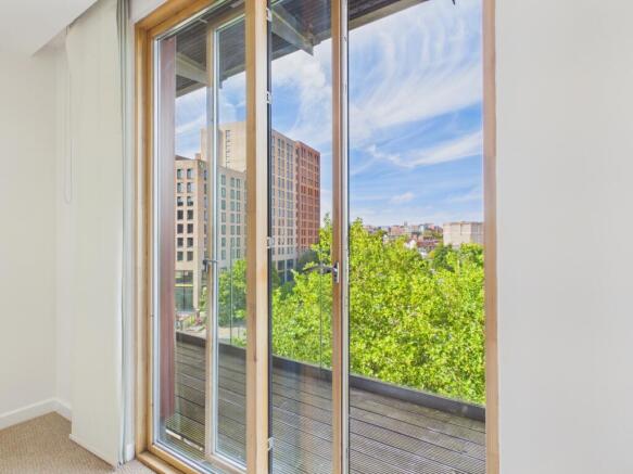 1 bed Apartment to rent Image 7