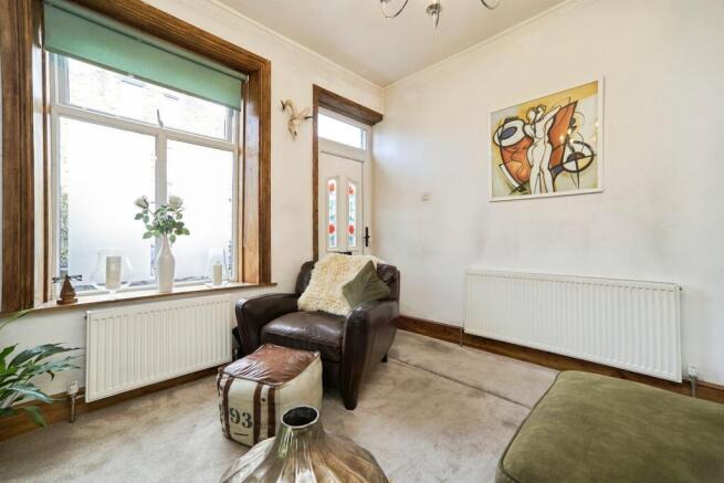 2 bed Terraced for sale Image 6