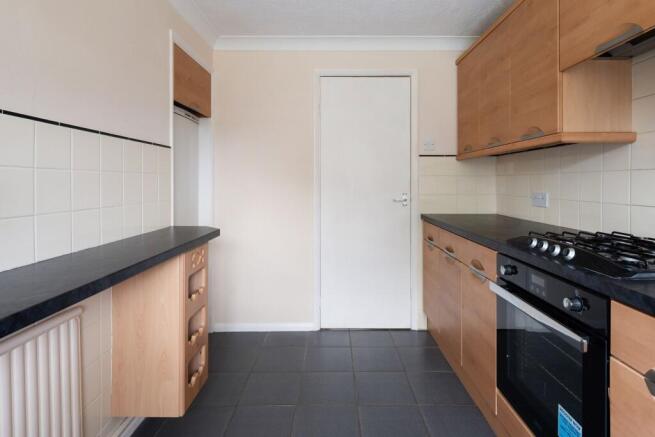 Kitchen (view b)