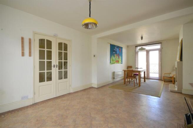 Sitting/Dining Room