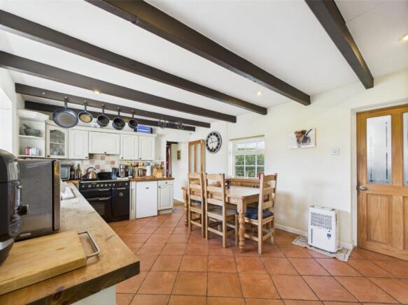 Kitchen/Breakfast Area
