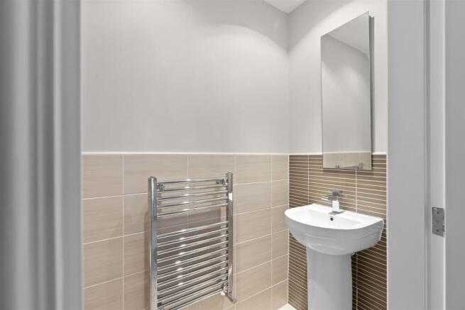 3 bed House for sale Image 10