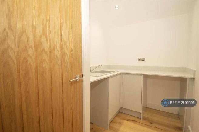 1 bed Flat to rent Image 5