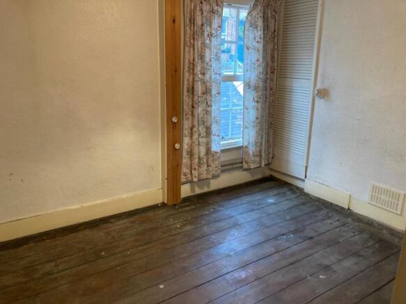 Bedroom4