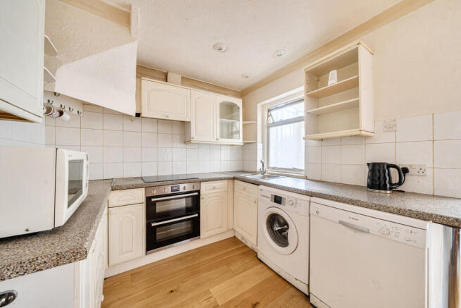 1431252-6-69c16fd...