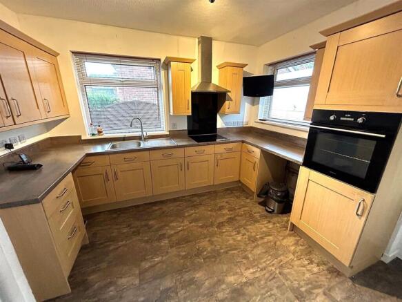 Rixton Drive, Tyldesley photo 3