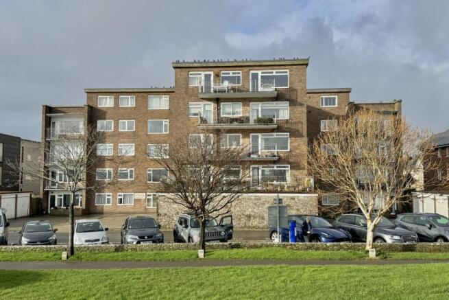 Rear of Mowlem Court