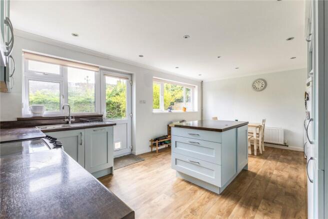 Kitchen/Dining