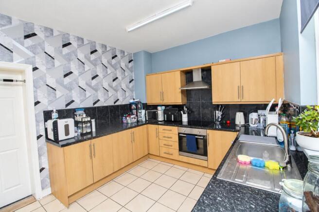 Kitchen pic 2