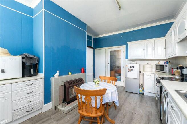4 bed Terraced for sale Image 7
