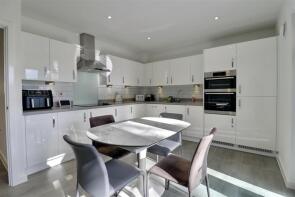 10, Normandy Road, Fareham PO14 1FJ